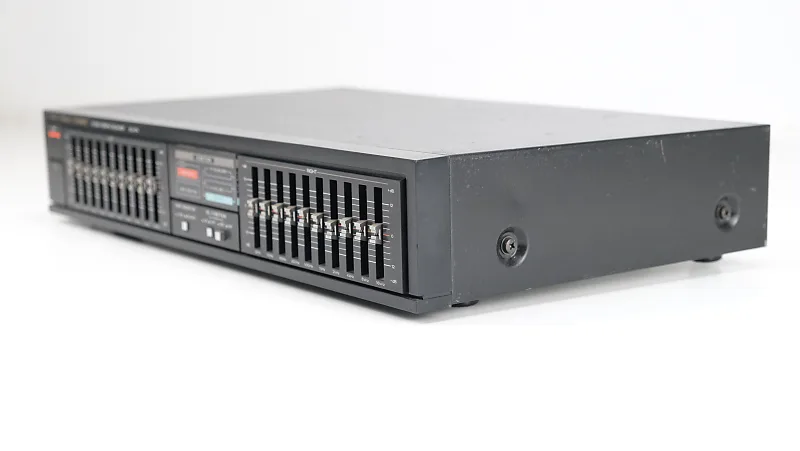 Fisher EQ-274 Graphic Equalizer in kenya at mtronics audio shop